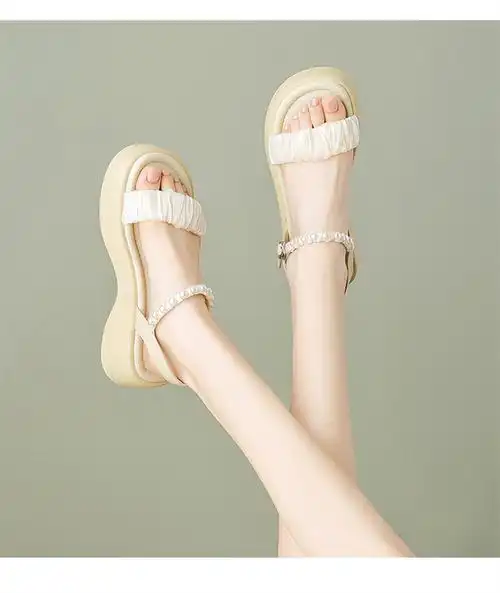 厚底凉鞋女2024年夏季新款一字带女鞋仙女风珍珠休闲沙滩鞋