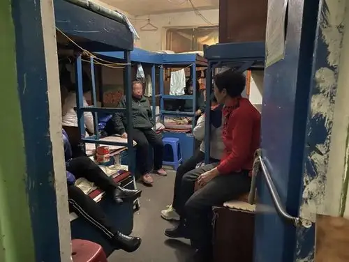 回访2元女子宿舍住在5元旅店的女人们