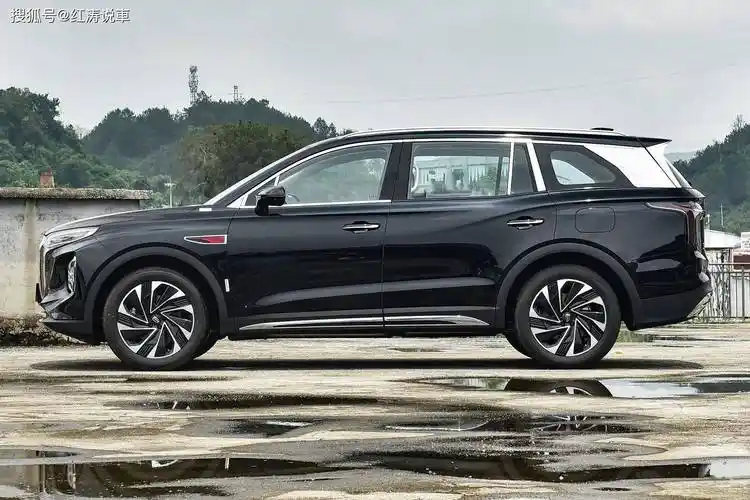 红旗hs7 phev即将上市,插电混动中大型suv,6座和7座布局