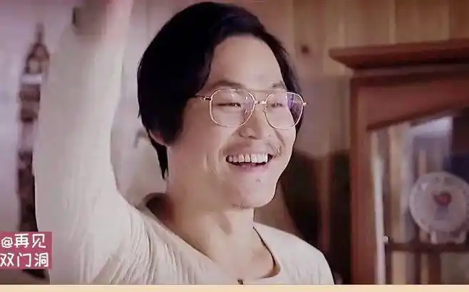 金社长过生日为什么看起来很忧郁呢