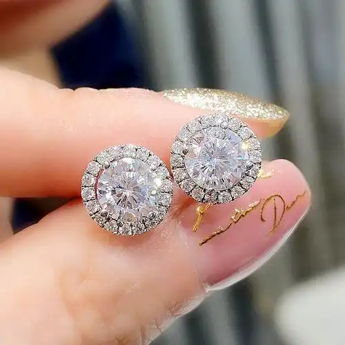 18k金莫桑钻耳钉显大通勤圆钻missmoon新品1克拉钻耳饰女送礼围镶