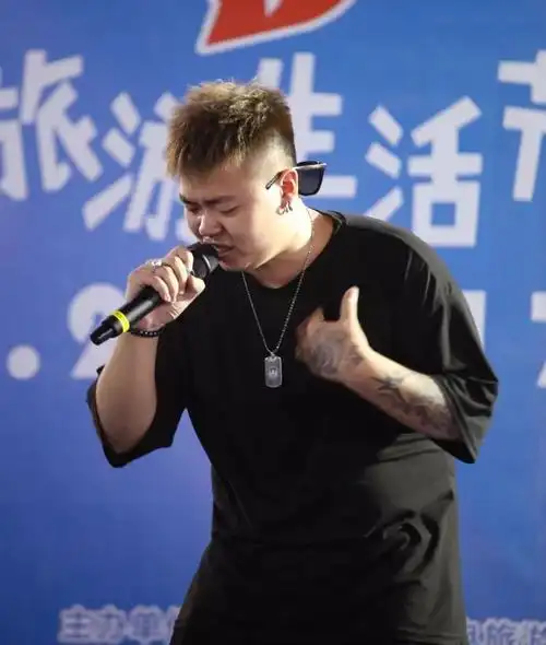 收官| 这个夏天,卷入音乐和海鲜的"醉美"世界