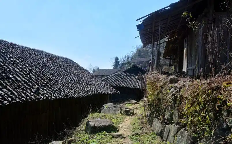 一座被遗忘的小村庄