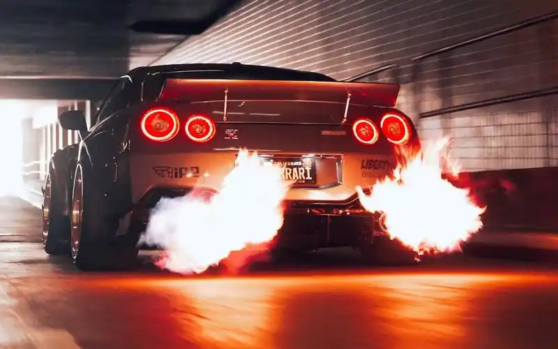 【4k】【车辆欣赏】喷火战神gtr-r35