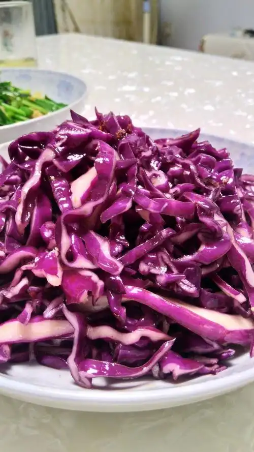 凉拌紫甘蓝的做法和步骤图解 - 凉拌紫甘蓝怎么做好吃 - 菜谱大全