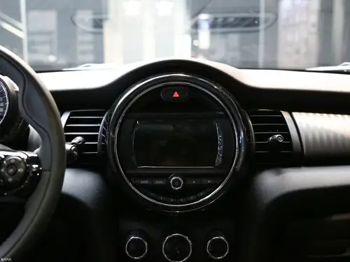 【2018款mini5-door cooper 色彩纪念版_中控区_7/97张图片】_汽车