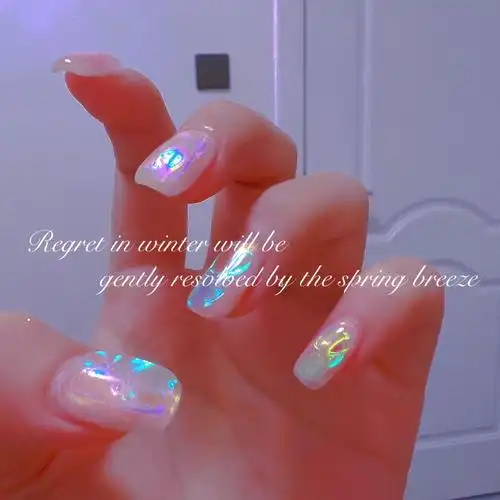 bulingbuling  #极光冰块美甲  好闪好闪 爱了爱了[氛围感r]