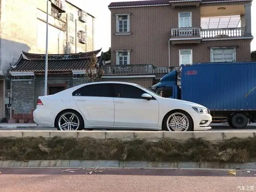 我家凌渡日常之230改装19寸轮毂及ap刹车