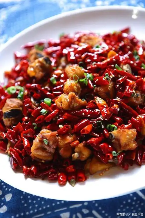 重庆辣子鸡,家喻户晓的菜肴,想吃自己做去