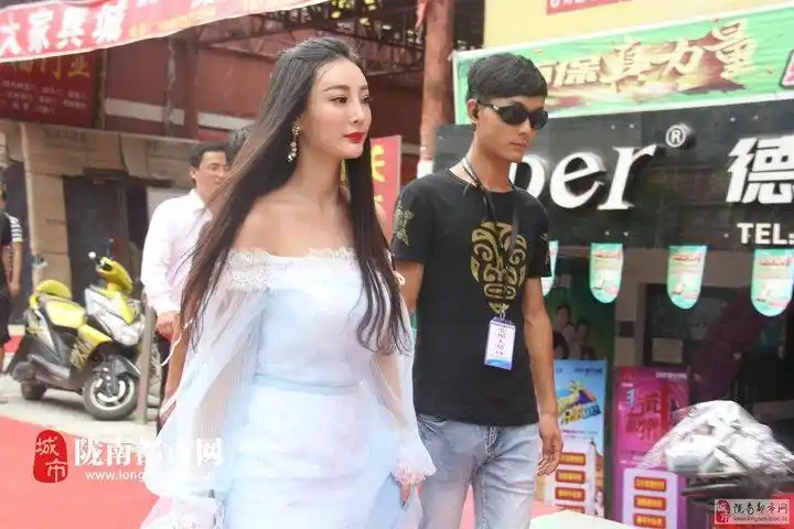 一路向完西正版王李_手机壁纸_电脑壁纸_桌面壁纸【图客网】