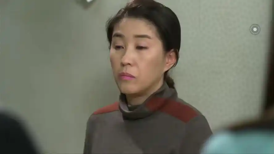 金叹去见恩尚母亲,金叹假装赢得恩尚母亲同意