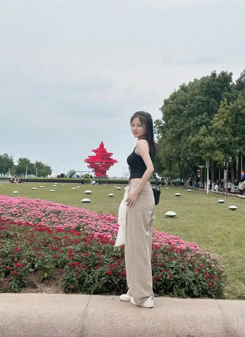 女儿马上开学了,更多的不舍和牵挂,愿你不负时光,不负韶华,学 - 抖音