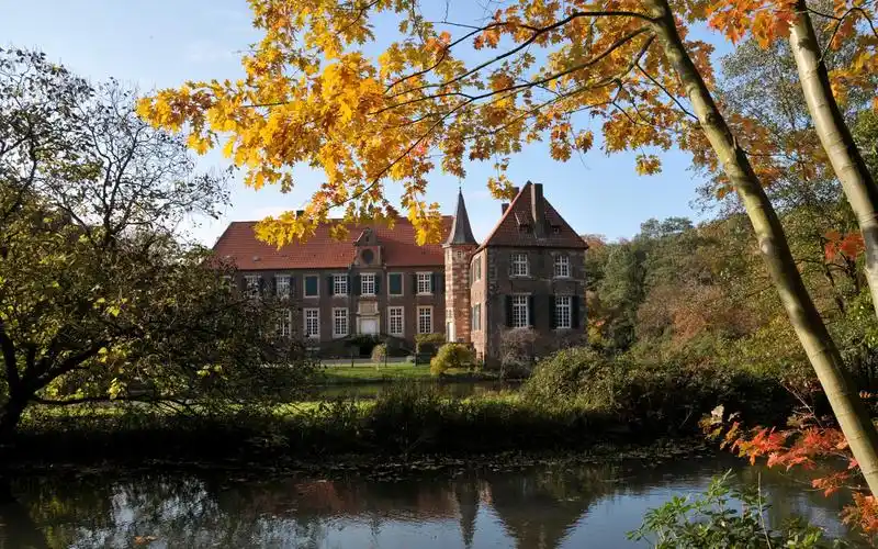 城市风光桌面壁纸_异国他乡的唯美城市