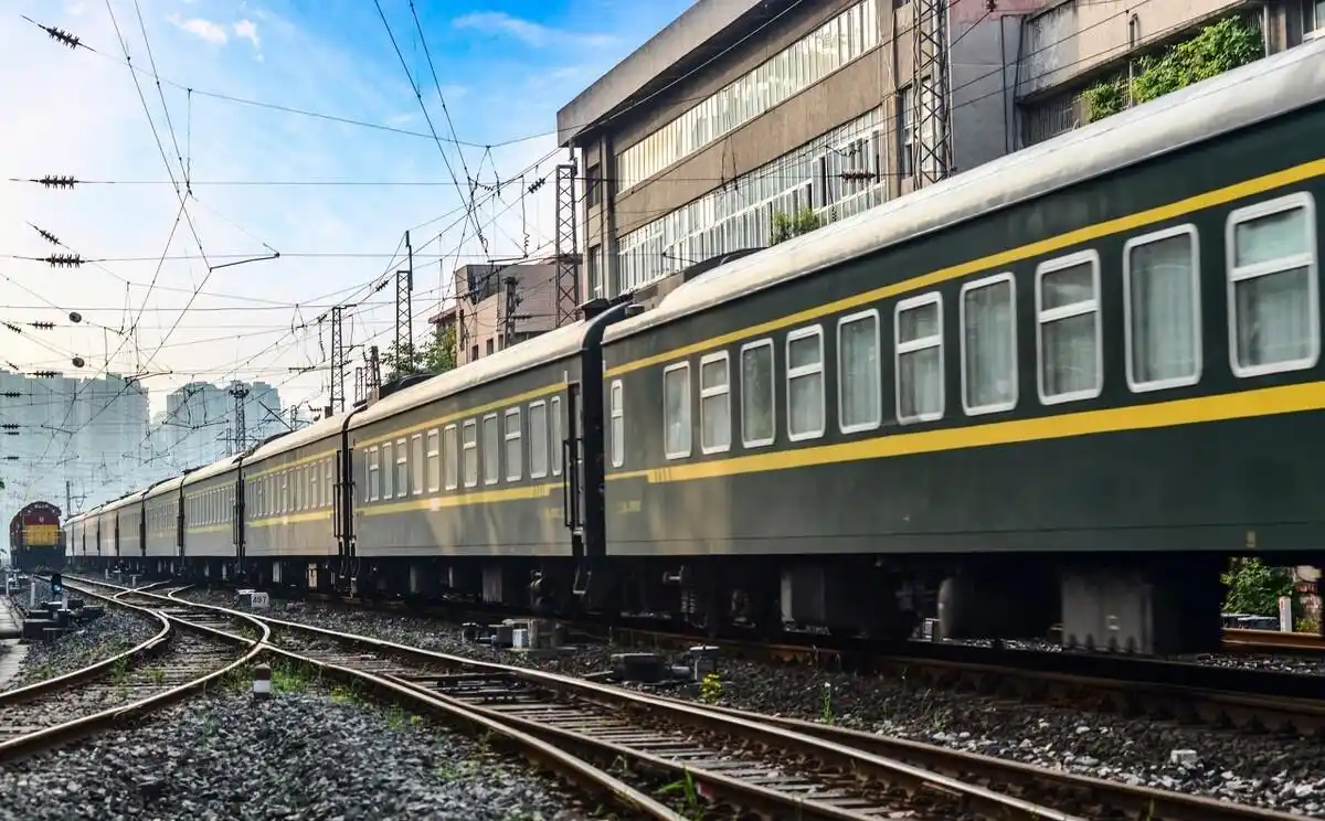 南宁东z6次到石家庄多少钱的简单介绍