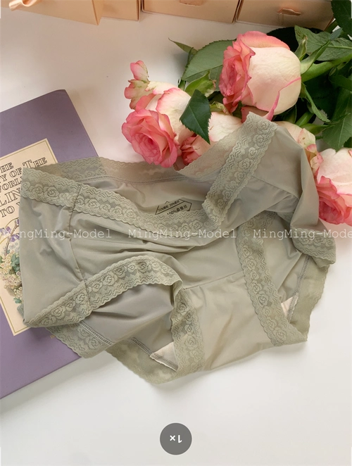 三条装清爽透气桑蚕丝裤裆女士内裤春夏季新款柔软裸感包臀三角裤