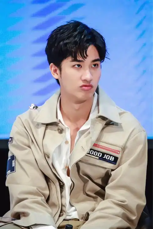 如何评价泰星taytawan(林阳)可多给一些tay的美图吗? - 知乎