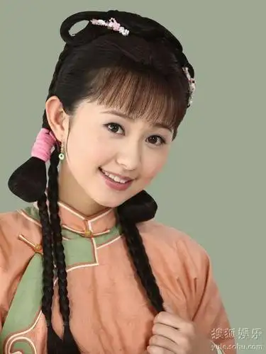 孙耀琦出演新版金锁 灵气十足善解人意