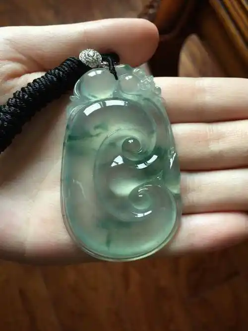 翡翠如意吊坠图案有哪些