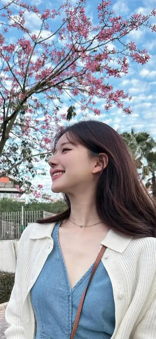 人间小甜豆赵露思