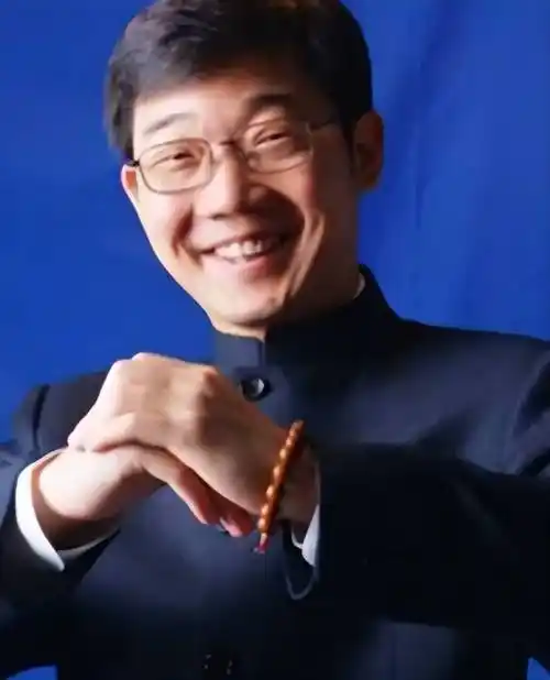 大兵南派相声代表人物搭档奇志红遍大江南北却自毁前程