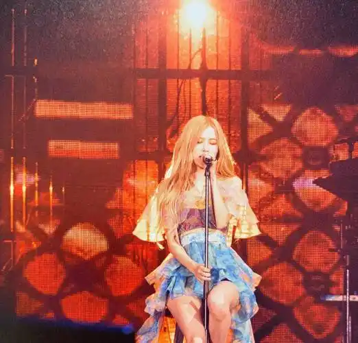 并且这个女团的仙女们都有自己的美称,比如今天我们要介绍的rose,业务