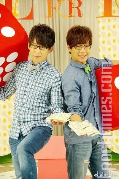 冠佑 品冠傻傻分不清楚?#五月天[超话]# . 来自o0o圈o0o - 微博