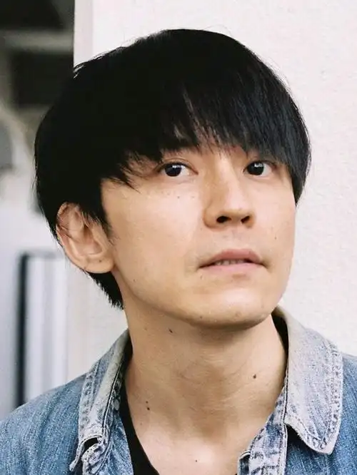 p>涉谷昴在1981年9月22日出生于大阪府茨木市,15岁加入 a target="