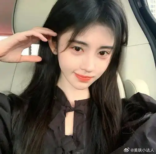 鞠婧祎##鞠婧祎照片#作为头像大户,小鞠的每一张自拍都美得令人惊叹.