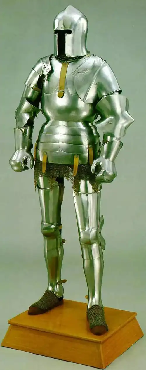 总说板甲是最强铠甲,可什么是真正的板甲你知道吗?