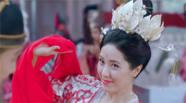 《大唐荣耀》曾黎饰演杨贵妃,岁月从不败美人