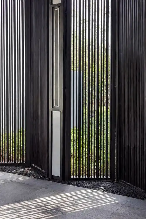 福州中海锦城花园展示区现代简雅镂空铁艺景墙景观设计sed新西林景观