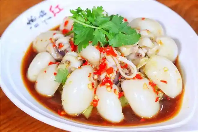 但墨鱼仔的口感很嫩,味道鲜美,而且营养丰富,暂时放下对芥末的恐惧