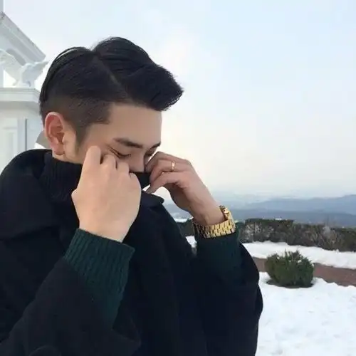 父亲节文案一一他是严厉的,还喜欢动用武力.