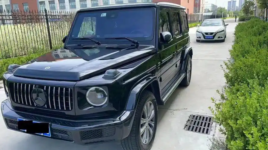 出21年奔驰g350改暗夜套件