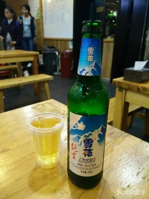 管氏翅吧(望京店)雪花啤酒图片 - 第1张