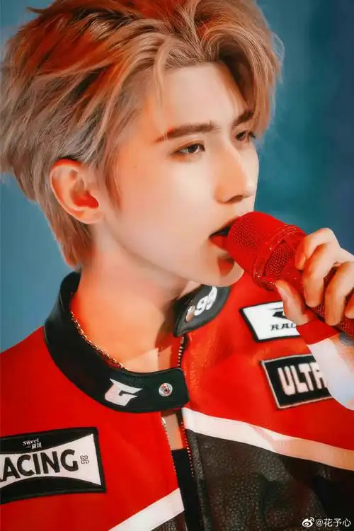 养眼的明星工作室神图##蔡徐坤