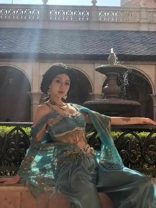 这个茉莉公主的cosplay真的是太棒了![浮云. 来自欧喷儿 - 微博