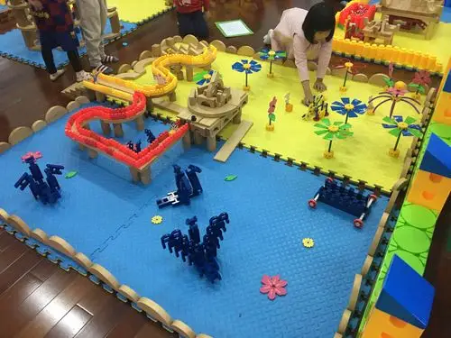 12.10实验园建构游戏研讨动物园