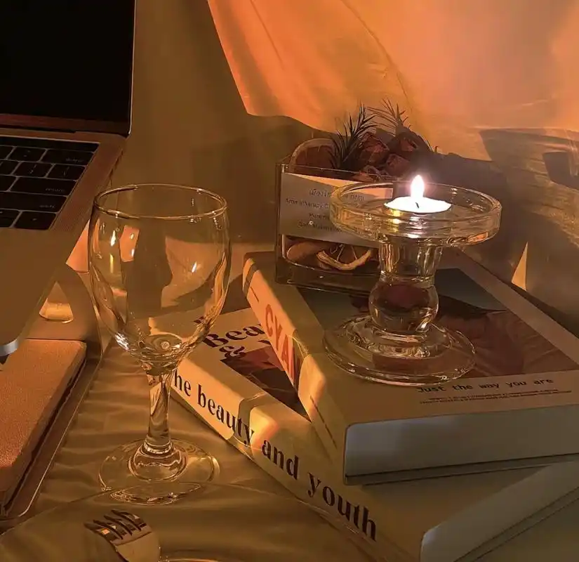 给大家分享一期ins风格的背景图!