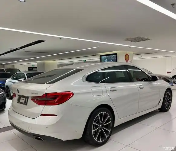 出21款宝马630gt