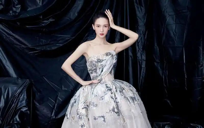 金晨精致性感迷人写真图片-美女壁纸-高清美女图片-第6图-娟娟壁纸