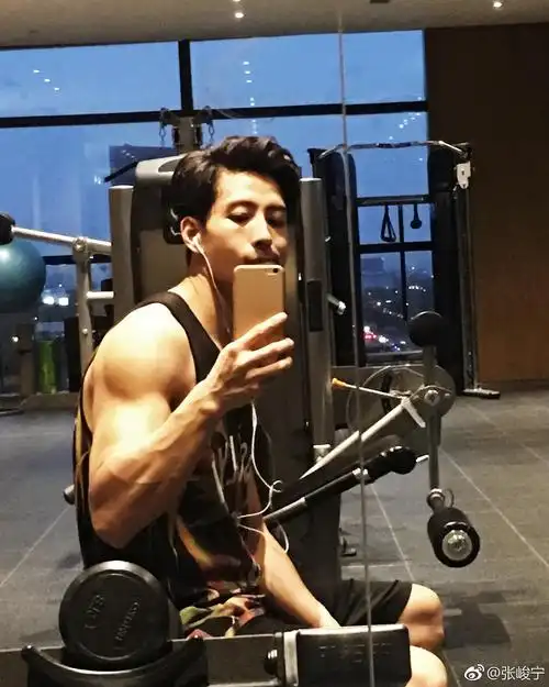 张峻宁 junning zhang的图片