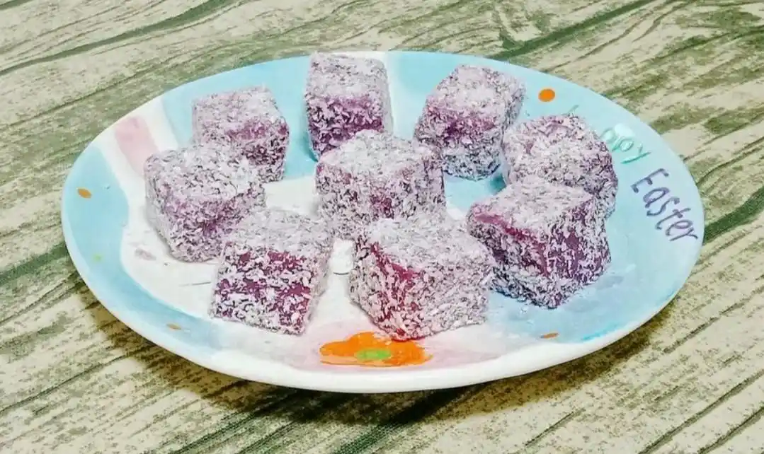 紫薯牛奶小方糕