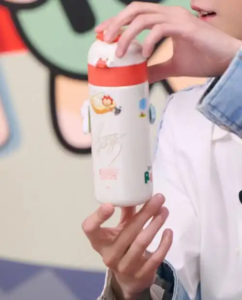 王源的手可以单独出道