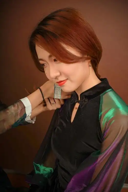 摄影棚人像 双胞胎姐妹|摄影|人像摄影|芥茉w - 原创作品 - 站酷