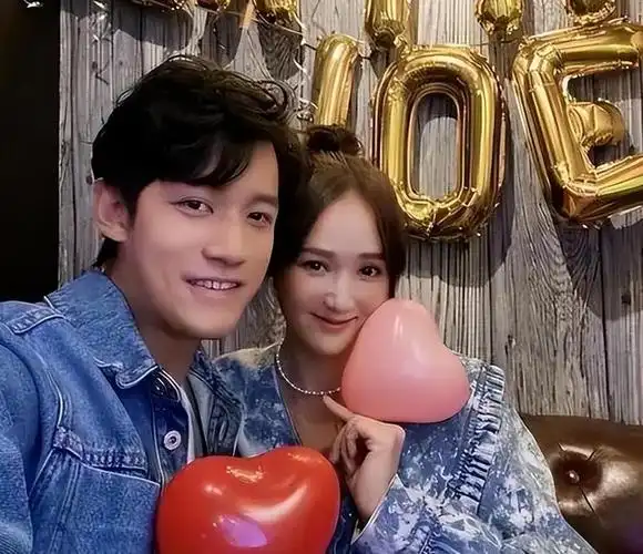 45岁陈乔恩结婚两周年自曝不生孩子内幕嫁富三代婚后怎样了