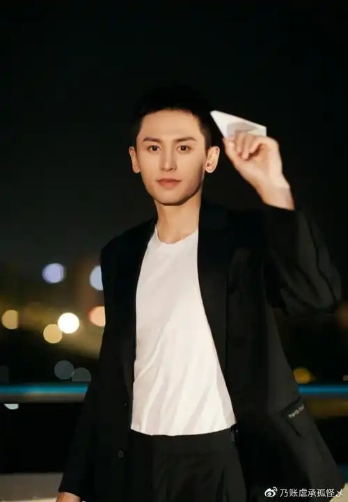 张哲瀚自称是疯子他曾做过最疯狂的事情让人意外