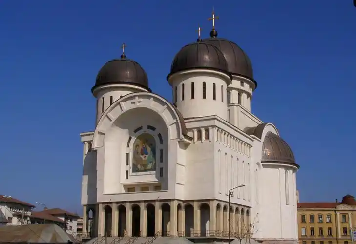 tour guide for romania