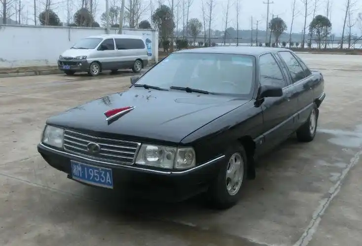 轿车 红旗 一汽轿车 永州二手旗舰 近年二手旗舰比较 车辆详情 车辆