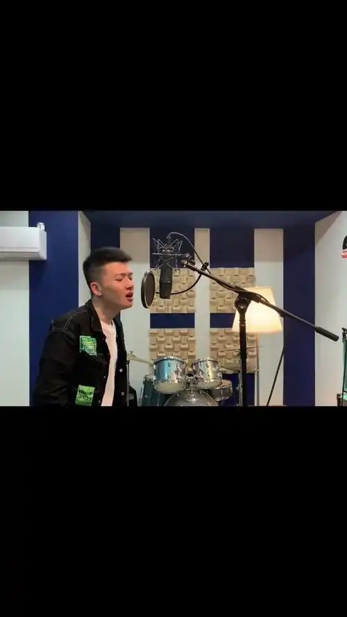 张家旺 友情关系>既然给不了你未来,所以我还是放弃你